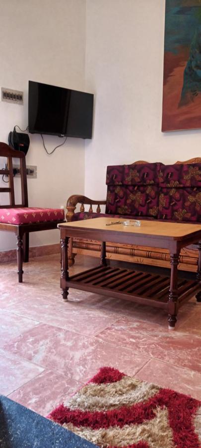 Villa Betty Beach Front Пондичери Екстериор снимка