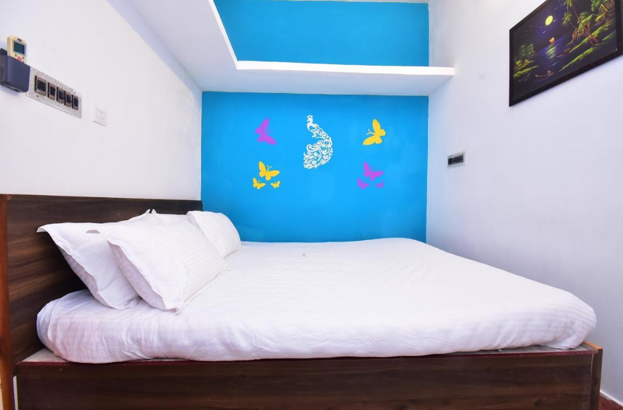 Villa Betty Beach Front Пондичери Екстериор снимка